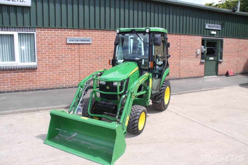 John Deere 2026R 트랙터