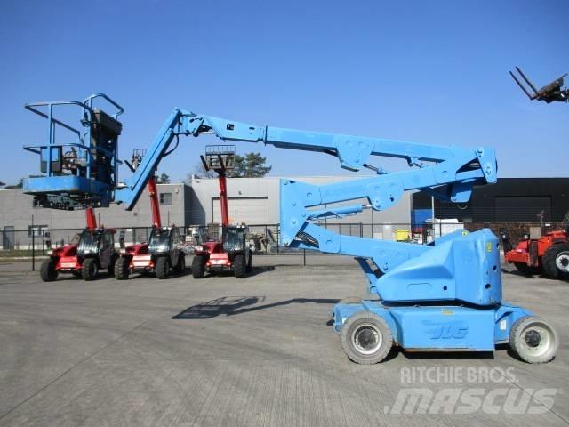 JLG E 400 AJP (848) 관절형 전동이동 리프트