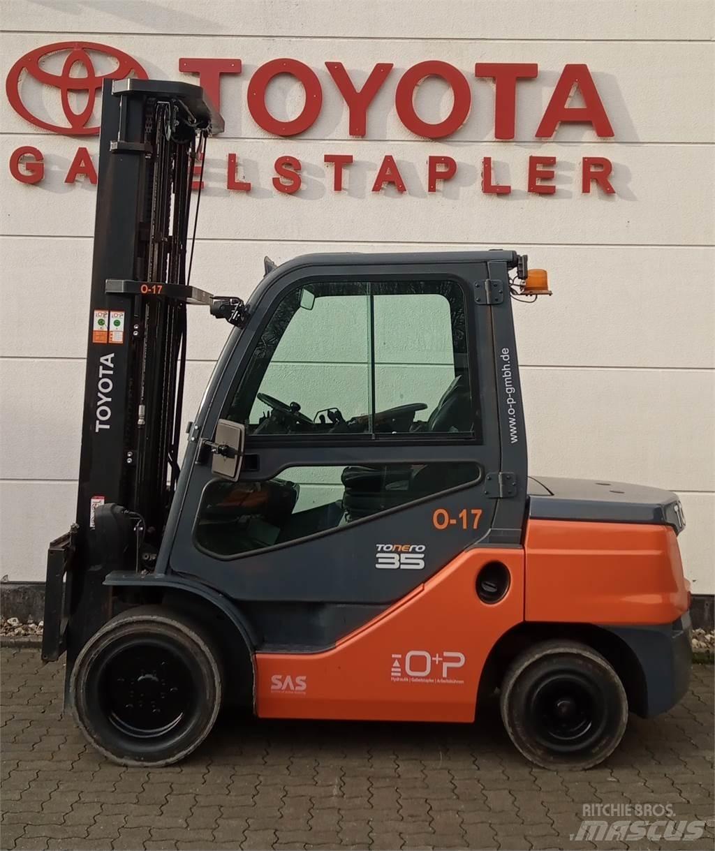 Toyota 52-8FDJF35 디젤 지게차