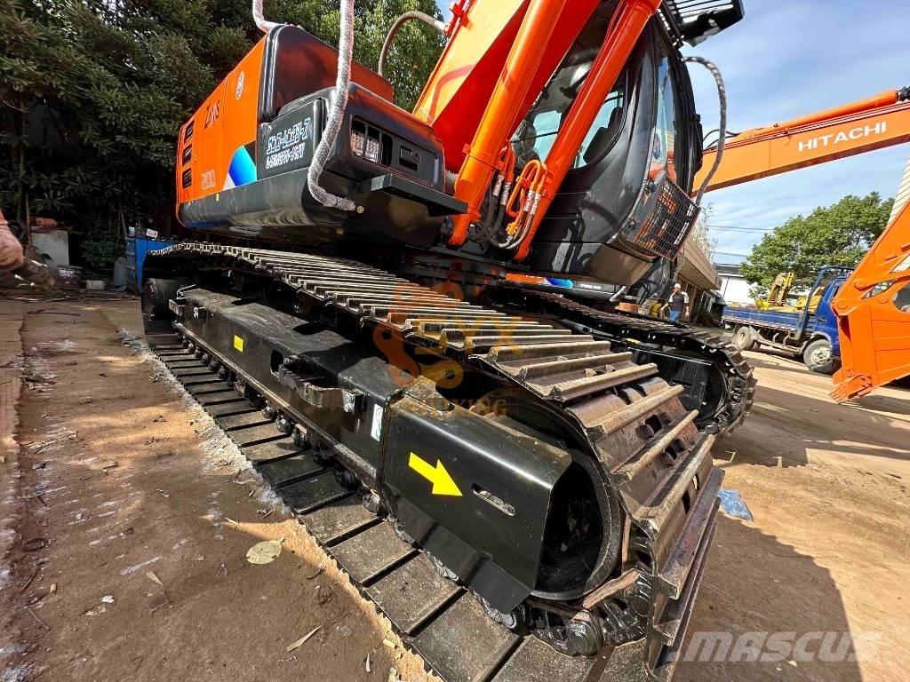 Hitachi EX 200 대형 굴삭기 29톤 이상