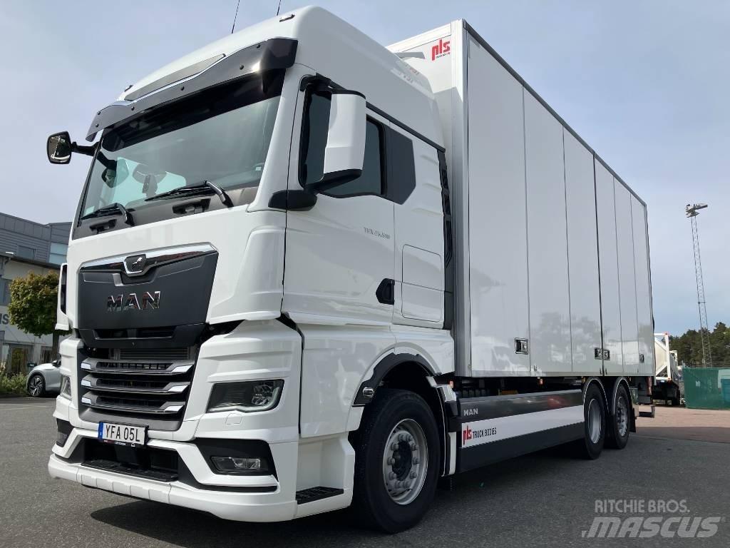 MAN TGX 26.510 탑차 트럭