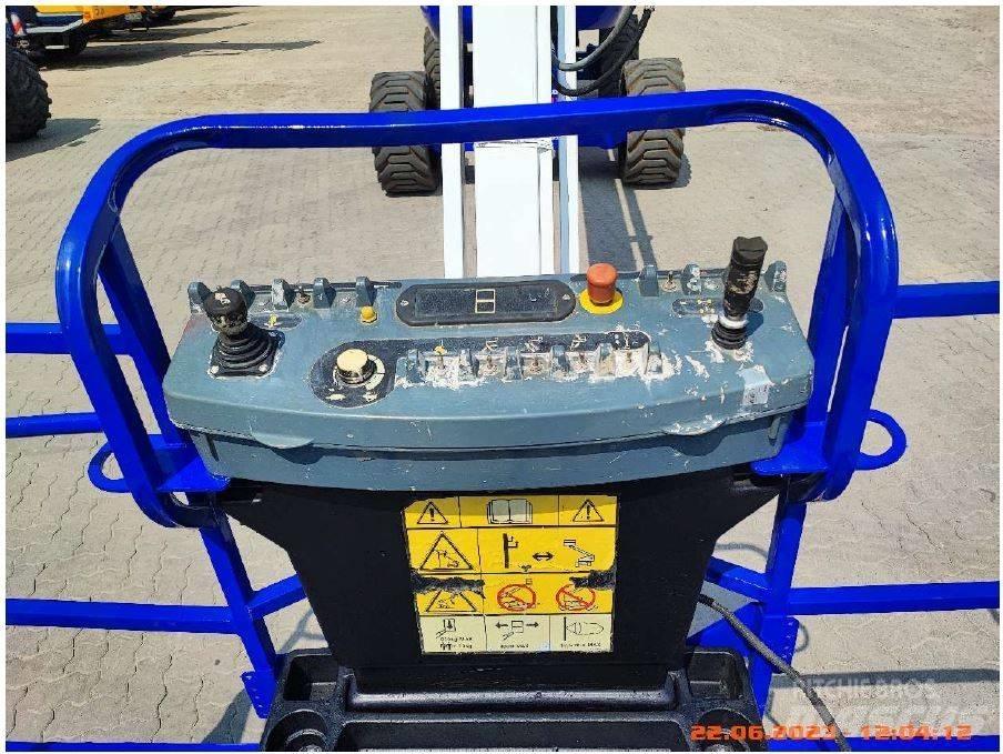 JLG 800 AJ 관절형 전동이동 리프트