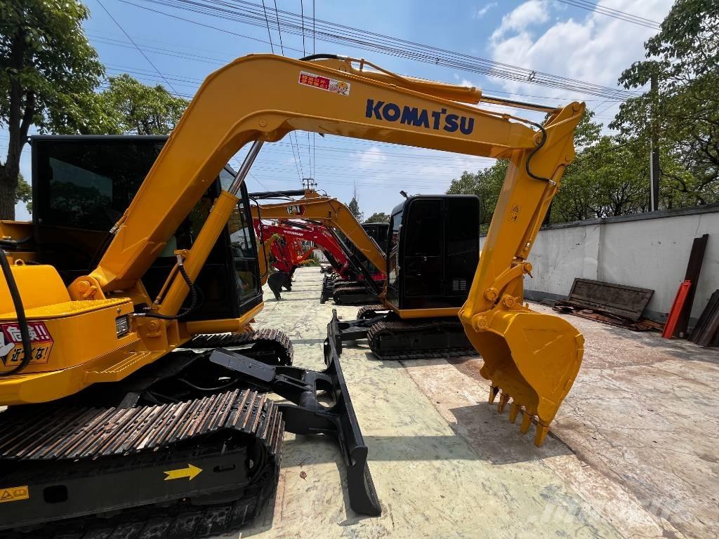 Komatsu PC 70 대형 굴삭기 29톤 이상