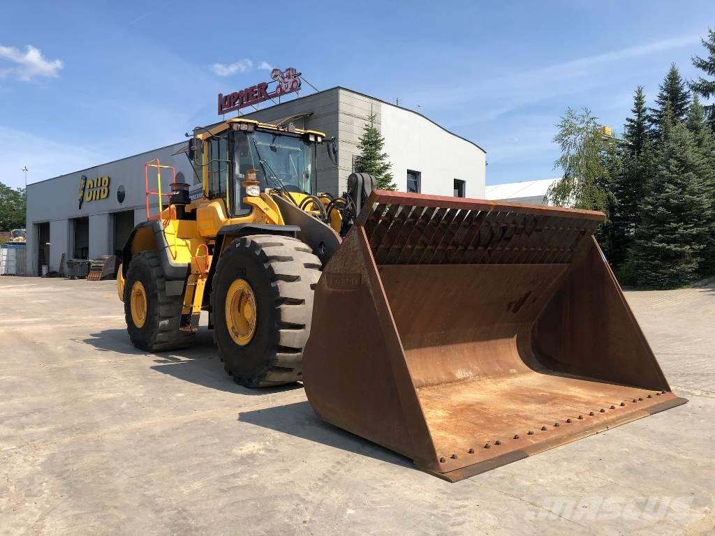 Volvo L220H  휠로우더
