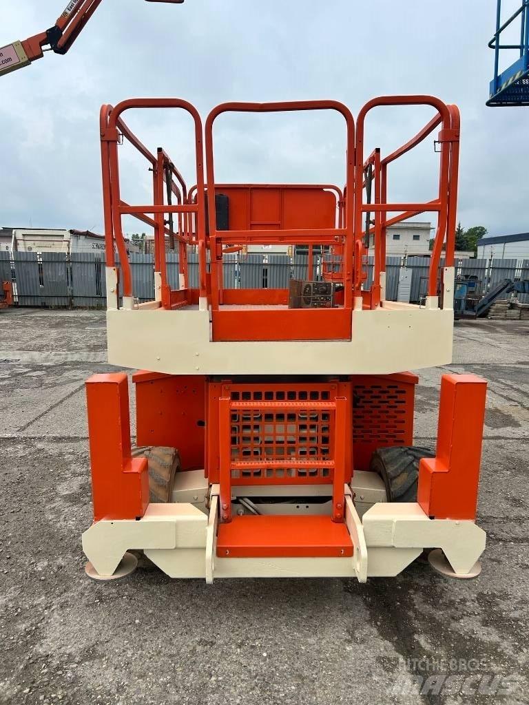 JLG 260 MRT 가위형 리프트