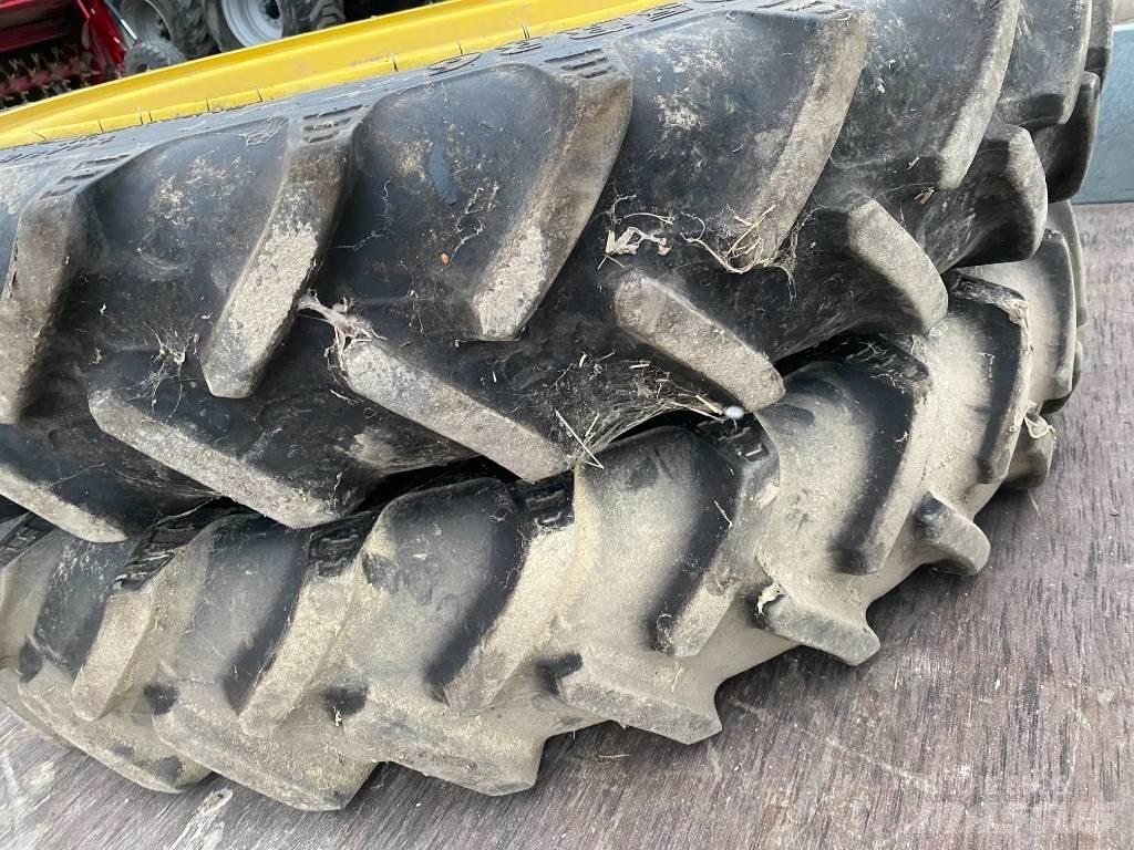 BKT 230/95R36 기타 트랙터 부속품