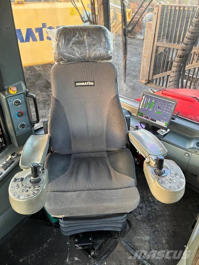 Komatsu 860.4 원목 포워더