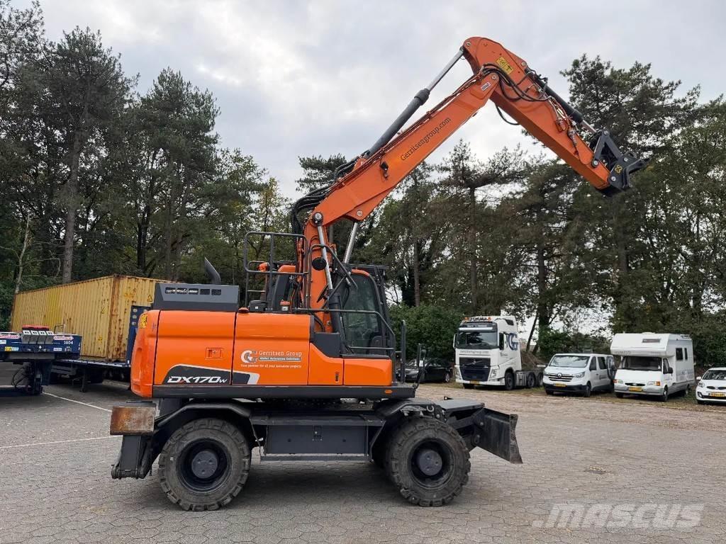 Doosan DX170W-5  휠 굴삭기