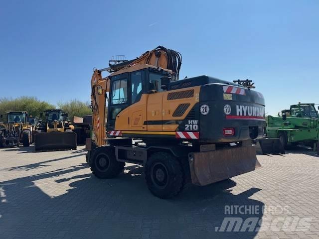 Hyundai HW 210  휠 굴삭기