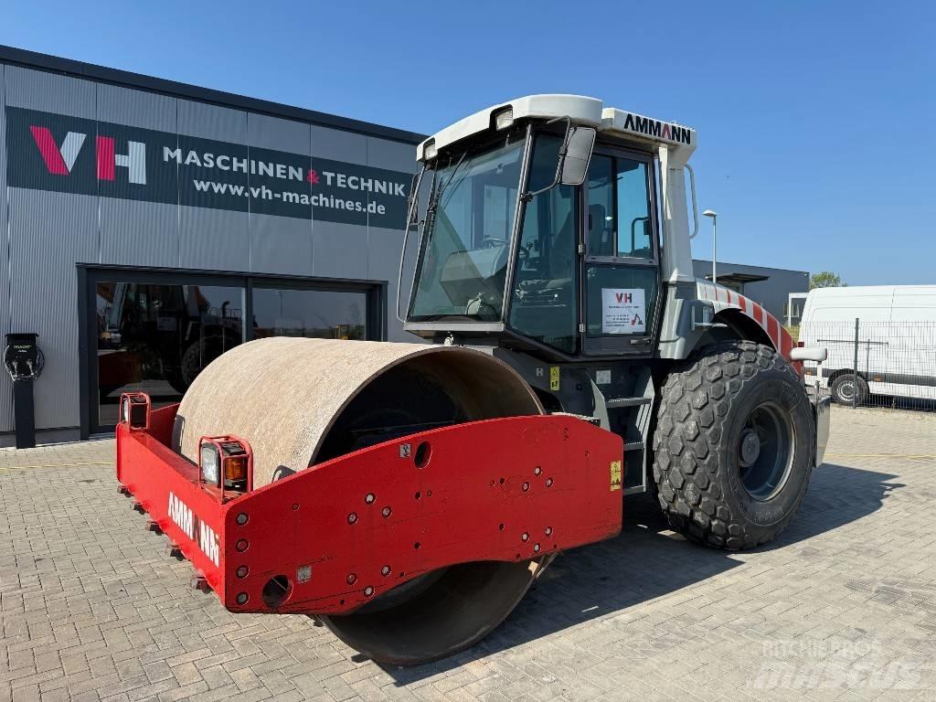 Ammann ASC 110 싱글 드럼 롤러