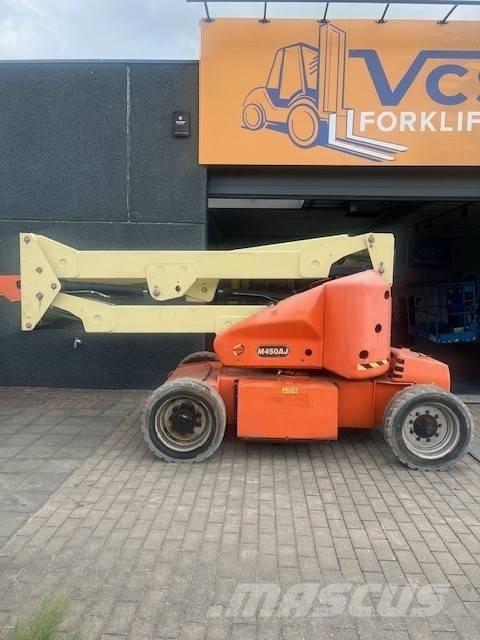 JLG M 450 AJ 관절형 전동이동 리프트