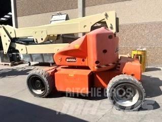 JLG M 450 AJ 관절형 전동이동 리프트