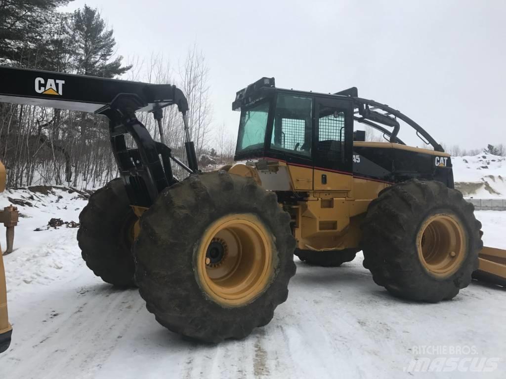 CAT 545 목재스키더