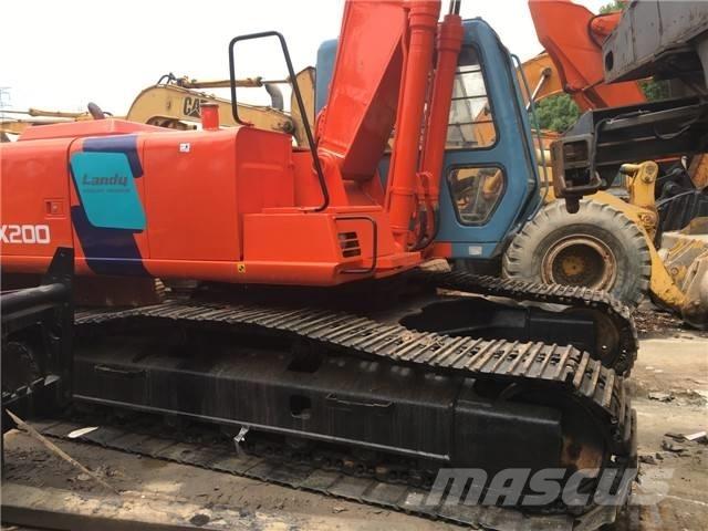 Hitachi EX 200 대형 굴삭기 29톤 이상