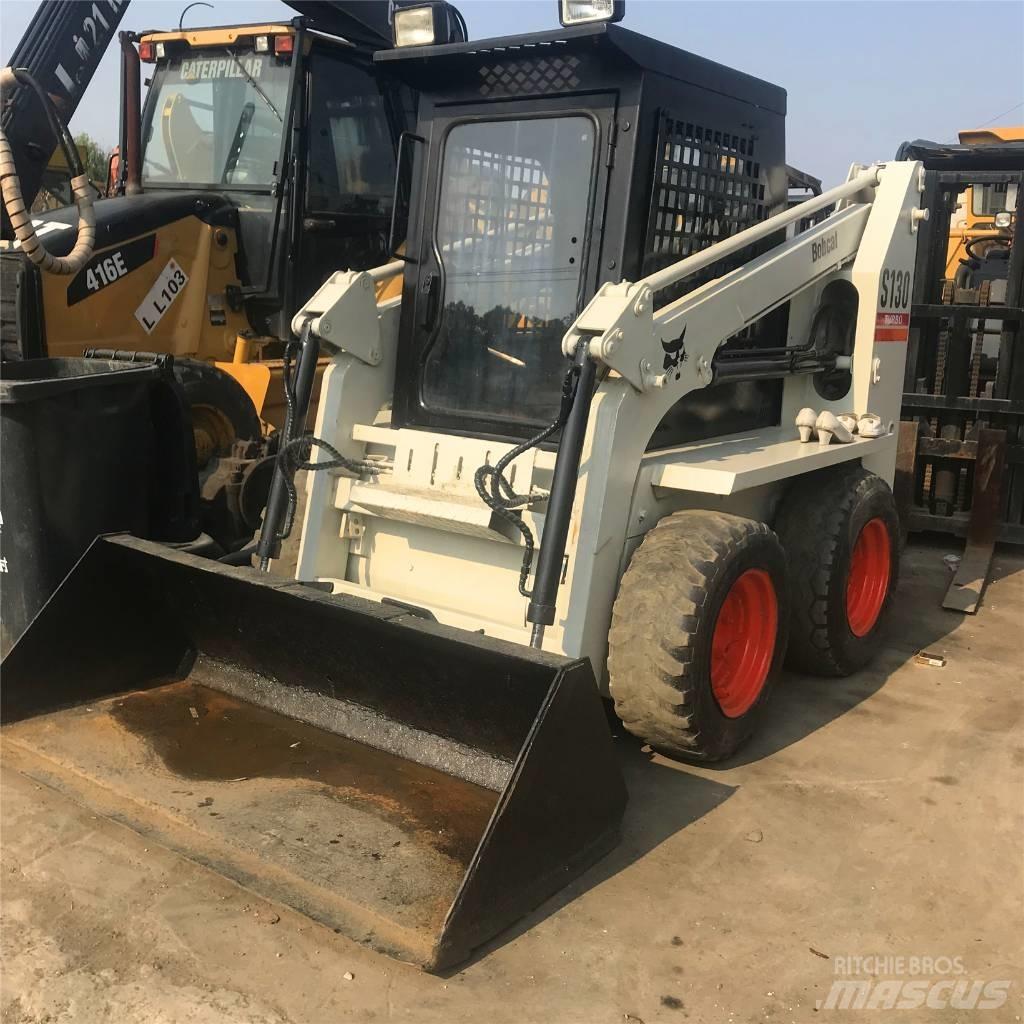 Bobcat S 130  스키드로더