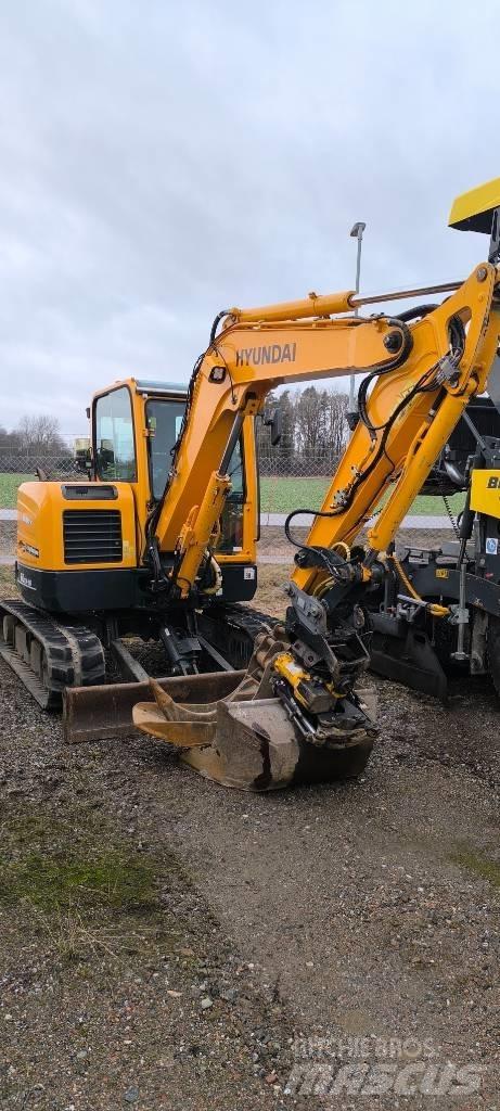 Hyundai R60CR-9A 소형 굴삭기 7톤 미만