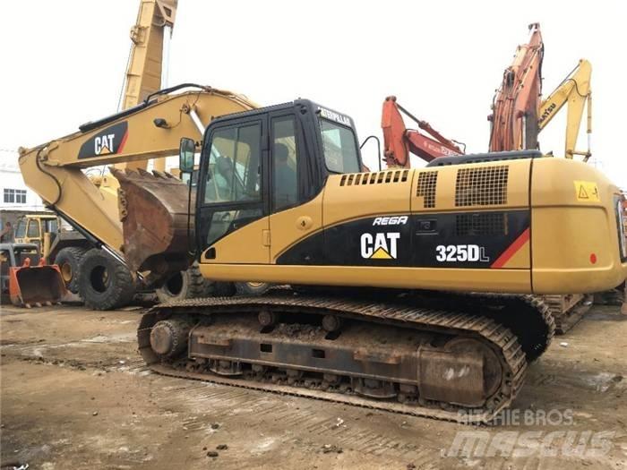 CAT 325 D 대형 굴삭기 29톤 이상