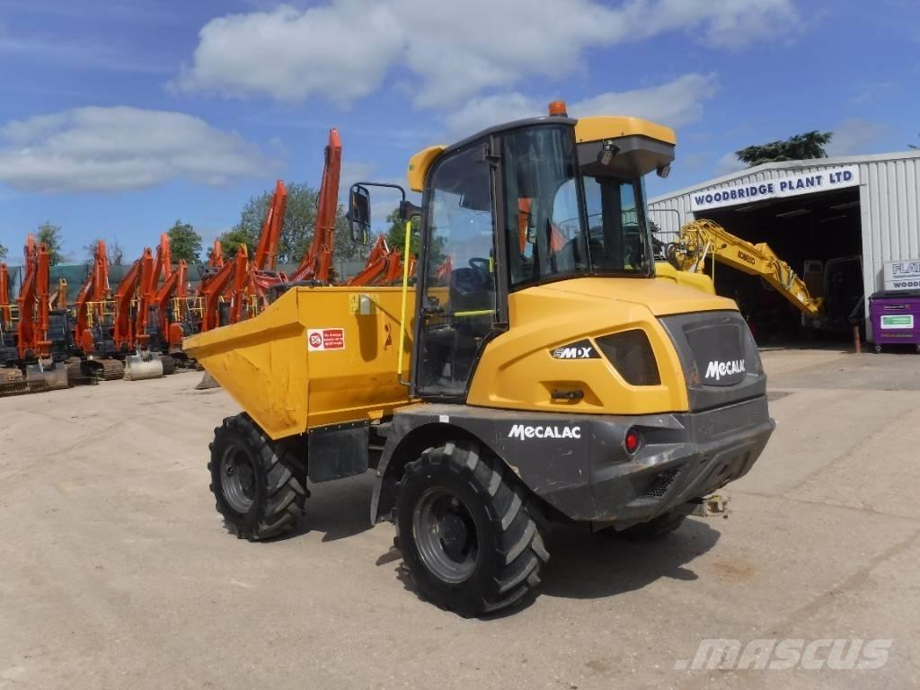 Mecalac 6 MDX 건설현장 덤프트럭