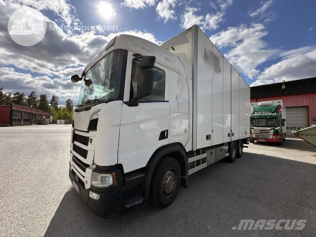 Scania R 520 탑차 트럭