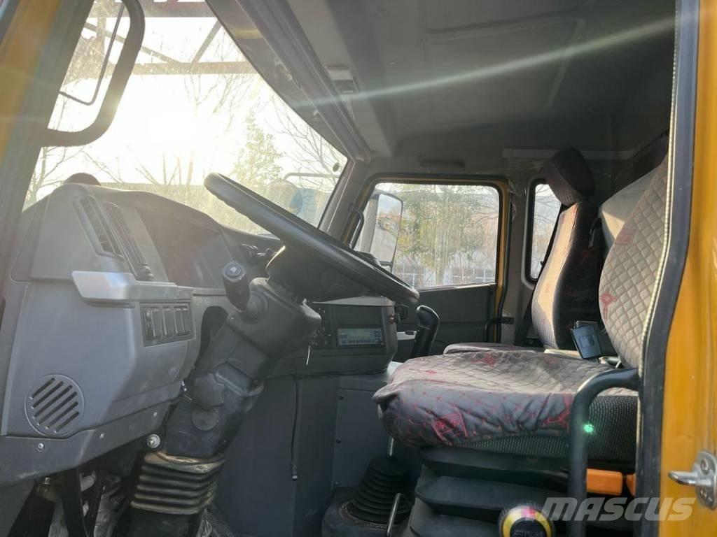 Sany STC250C5-2 A/T 크레인