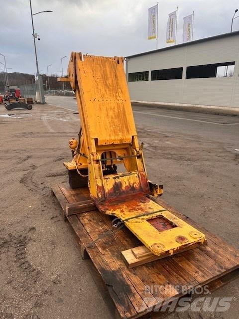 Liebherr LIFT CAB 캐빈 및 인테리어