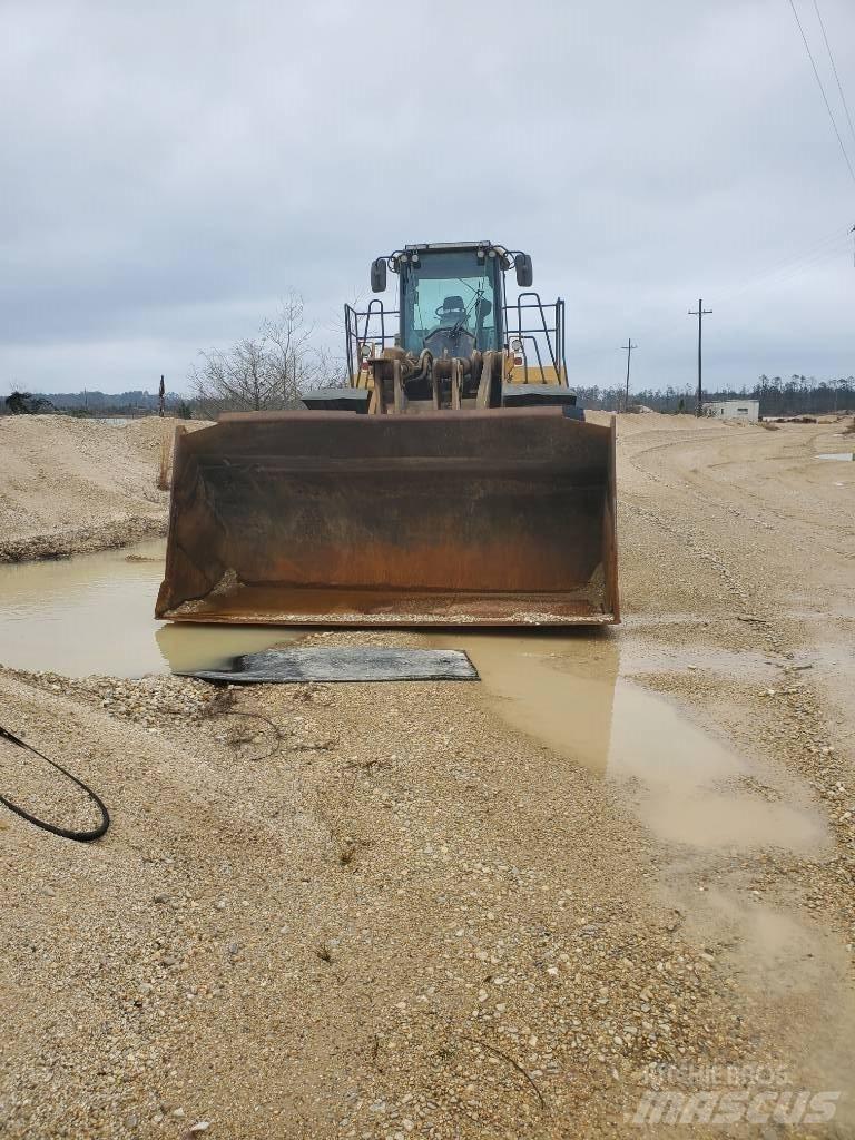 John Deere 844 K  휠로우더