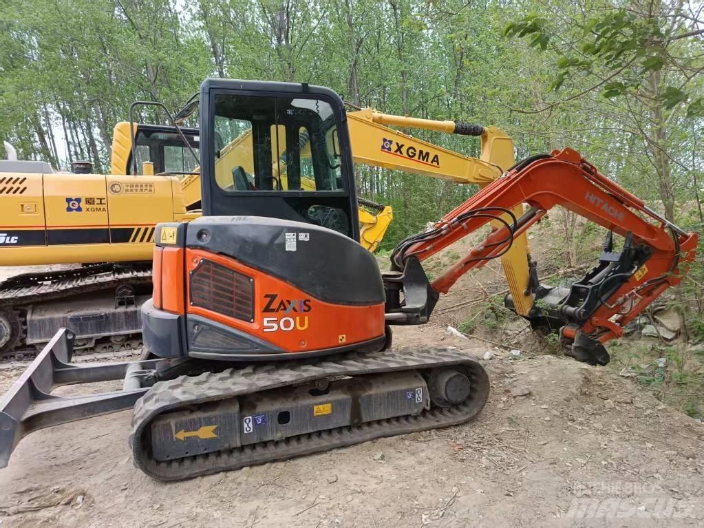 Hitachi ZX50U 소형 굴삭기 7톤 미만