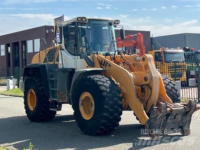 Liebherr L 580  휠로우더