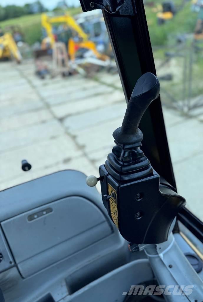 Terex 880 SX 백호로더