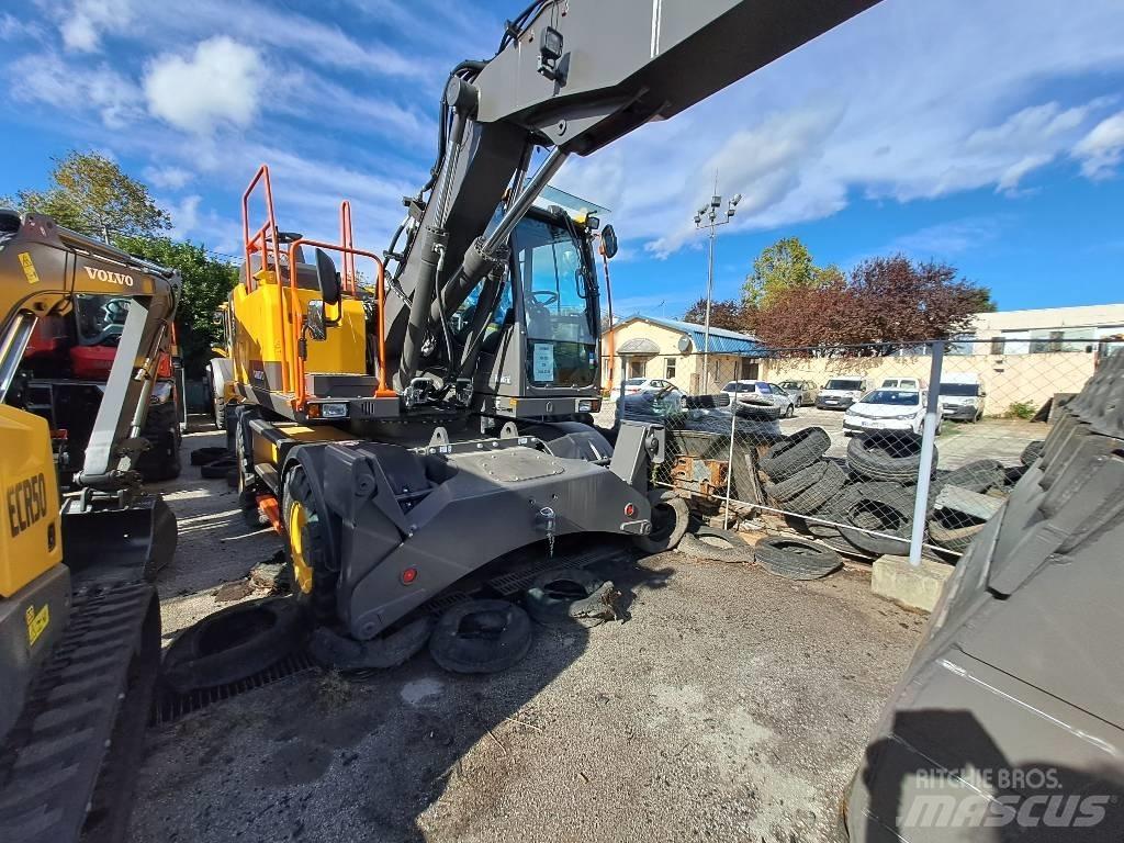 Volvo EW160E  휠 굴삭기