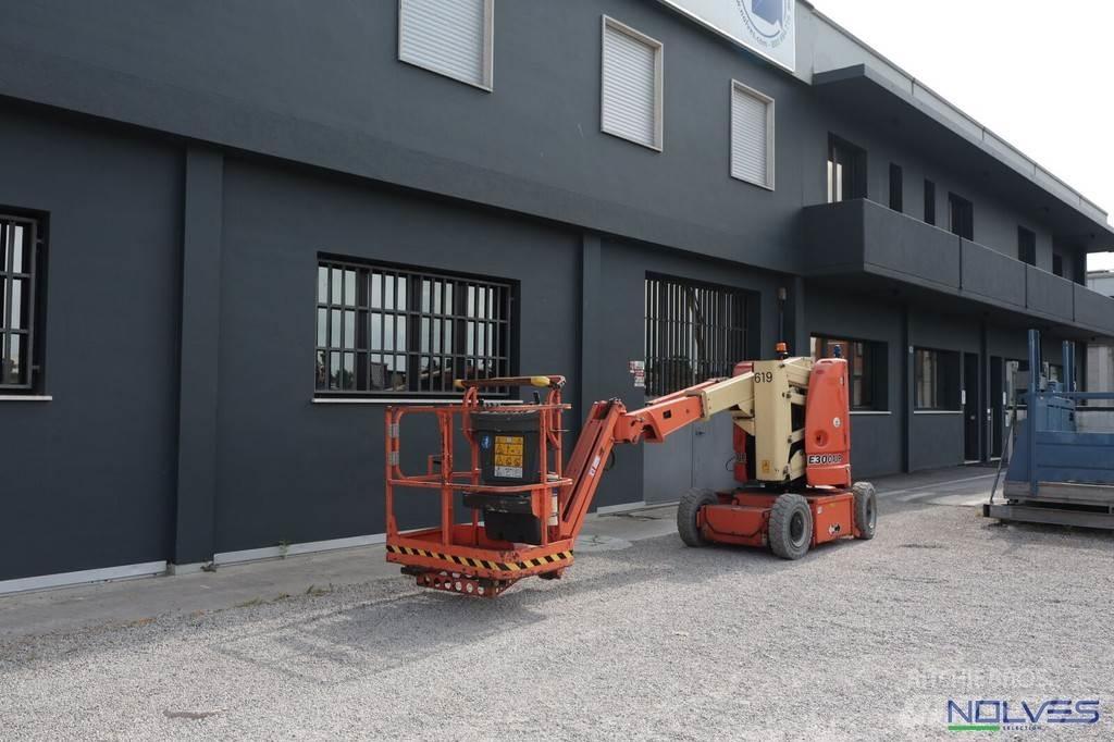 JLG E300AJP 관절형 전동이동 리프트