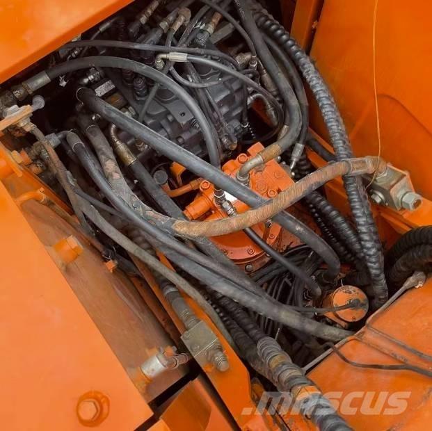 Doosan DH150W-7  휠 굴삭기