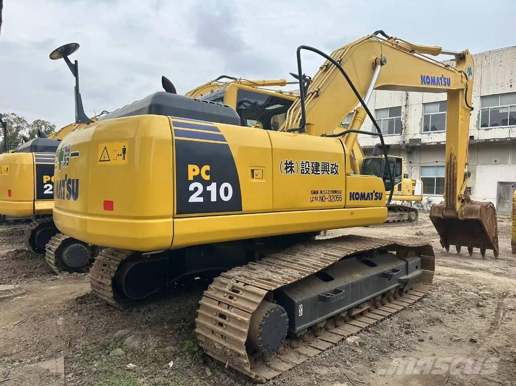 Komatsu PC 210 LC 대형 굴삭기 29톤 이상