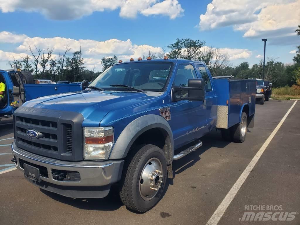 Ford F 550 XL 시립/다목적 차량