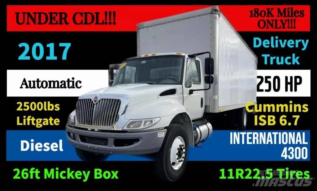 International 4300 탑차 트럭