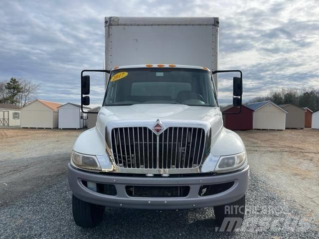International 4300 탑차 트럭