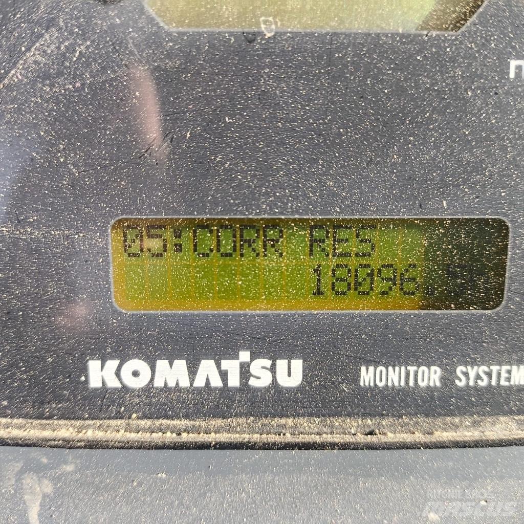 Komatsu D 65 PX-15 크롤러 도저