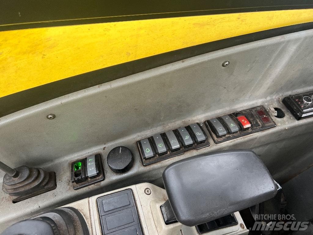 Wacker Neuson 14504 대형 굴삭기 29톤 이상