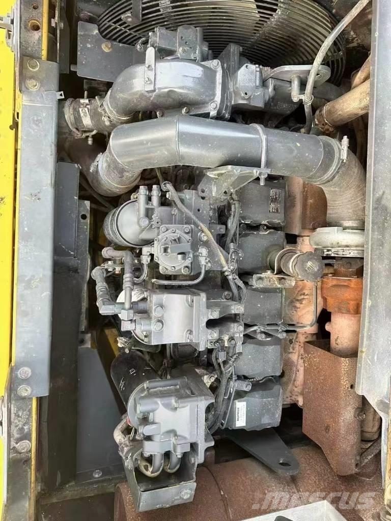 Komatsu 450-8 대형 굴삭기 29톤 이상
