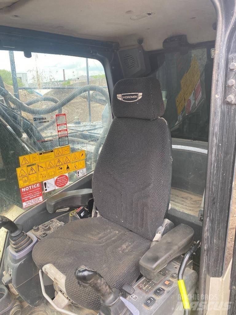 Hidromek HMK 220 LC 대형 굴삭기 29톤 이상