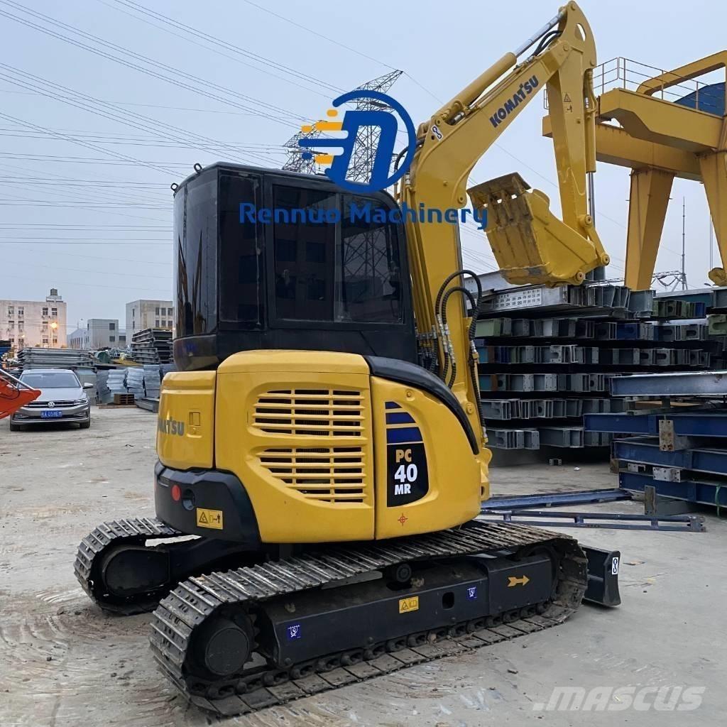 Komatsu PC 40MR 소형 굴삭기 7톤 미만