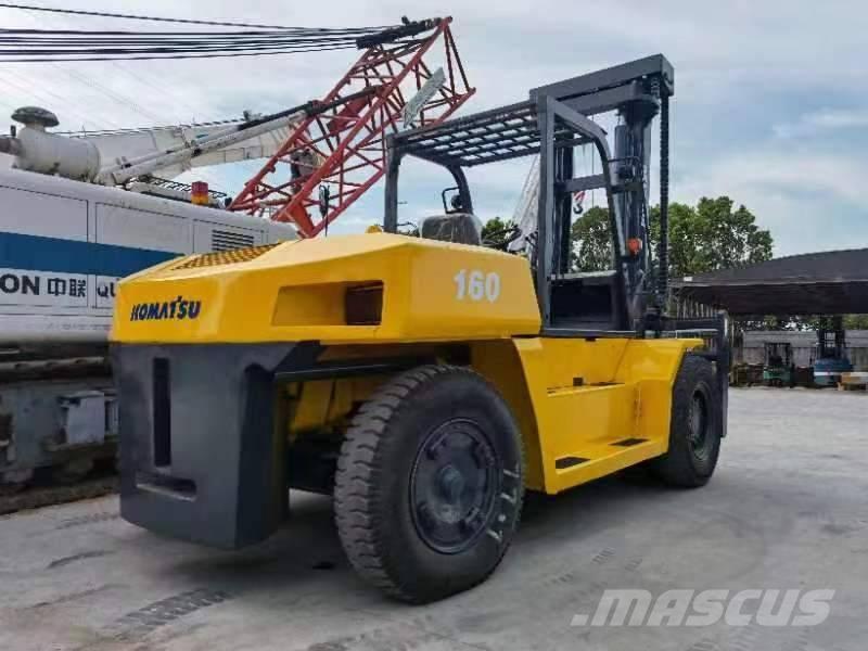 Komatsu FD 160 디젤 지게차
