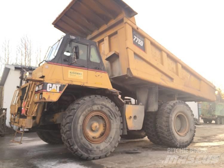 CAT 775 D 초대형 덤프 트럭