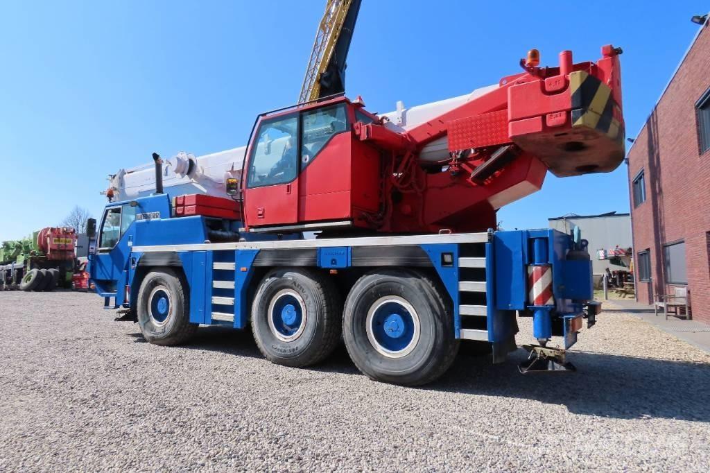 Liebherr LTM 1055-1 A/T 크레인