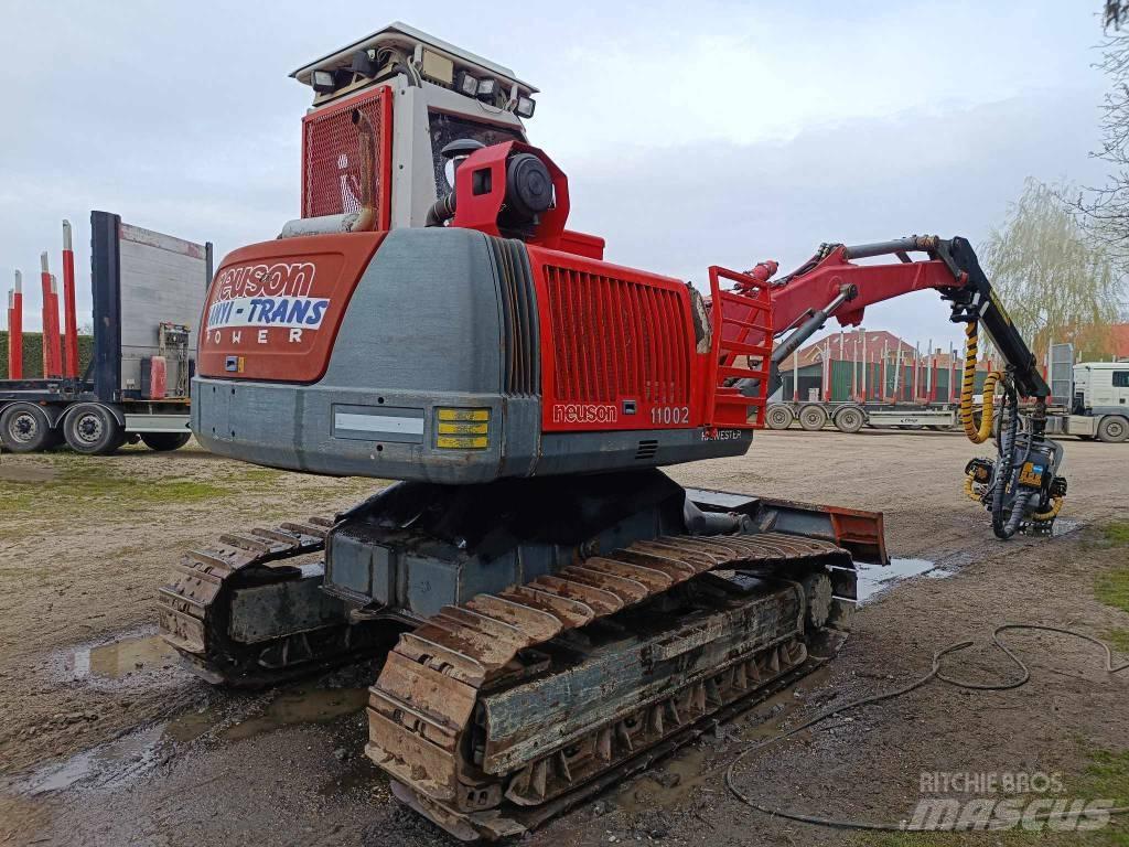 Neuson 11002 HV 원목 하베스터