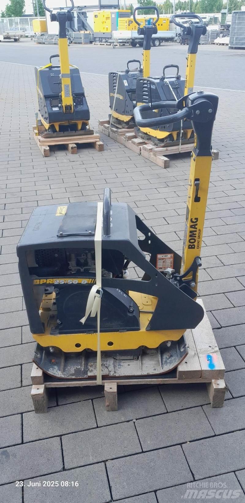 Bomag BPR 25/50 D 진동롤러