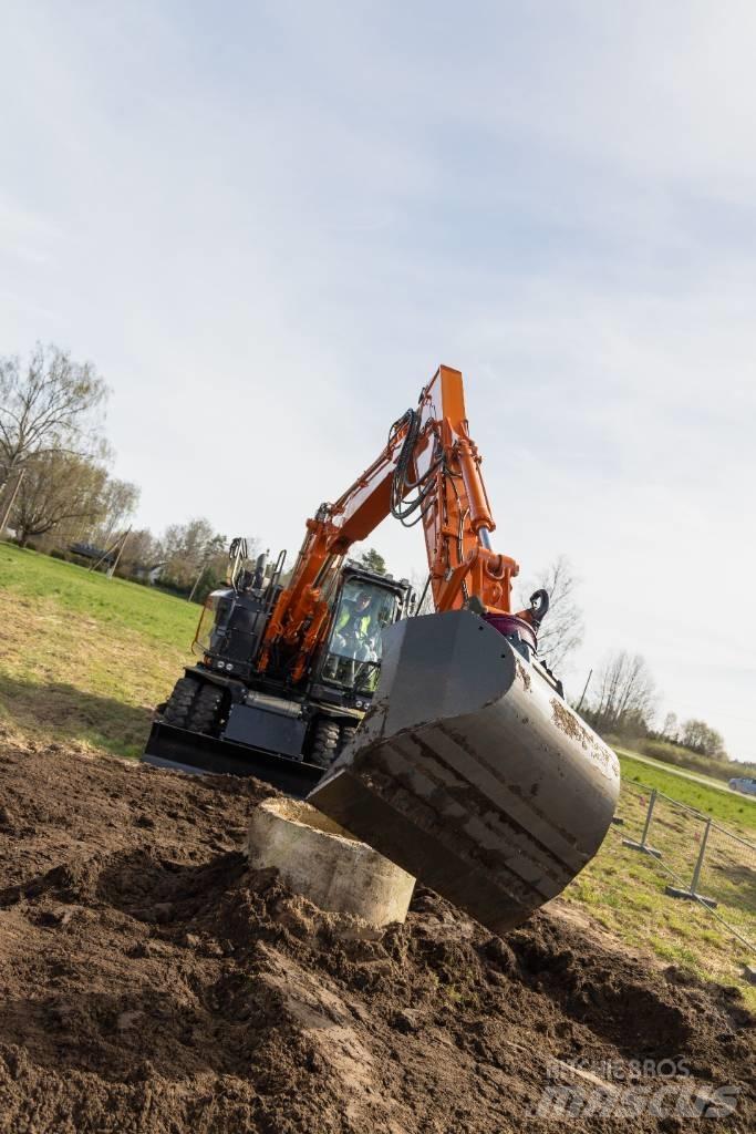 Hitachi ZX 150 W-7  휠 굴삭기