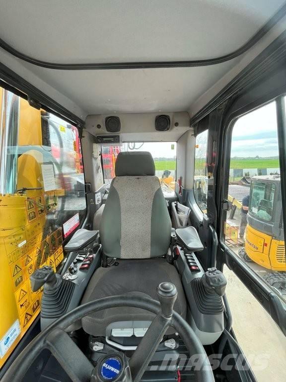 Komatsu PW 148-11  휠 굴삭기