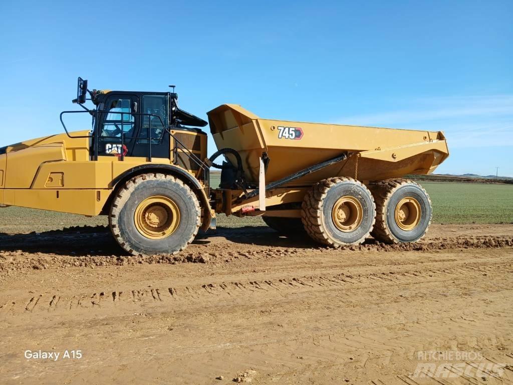 CAT 745 연결식 홀러