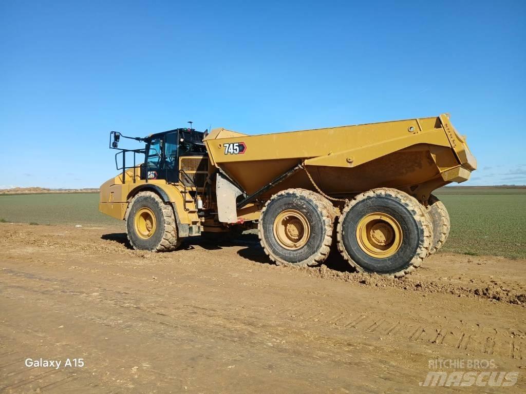 CAT 745 연결식 홀러